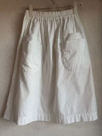 홈스펀 코듀로이 스커트 화이트 페티코트 포함