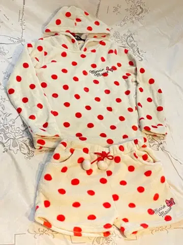 Disney resort 미니 마우스 물방울 패턴 룸웨어 세트 L 사이즈