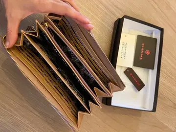 CLATHAS 골드 장지갑 꽃무늬