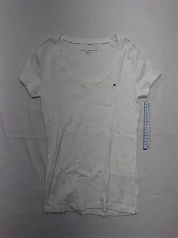 타미힐피거 V넥T셔츠 S사이즈 화이트 계열 여성용