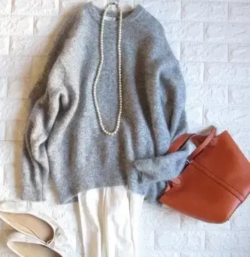 투모로우랜드 맥피 고급 스트레치 모헤어 보송보송 기모 니트 그레이