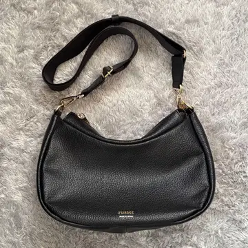 russet 블랙 숄더백