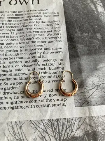 귀걸이 프랑스 앤티크 돌무즈