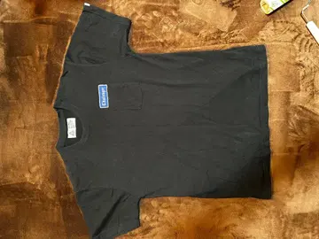 Challenger 블랙 T셔츠 (가격 인하 가능)