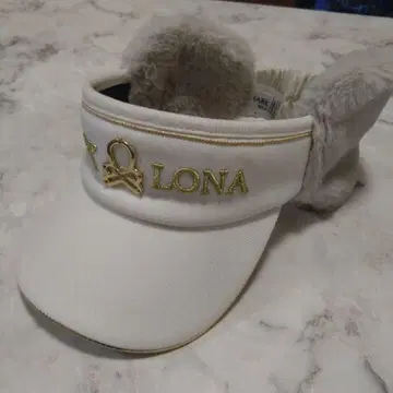 마크앤로나 퍼 달린 화이트 캡