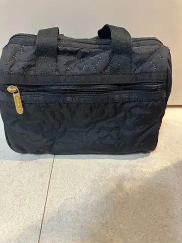 블랙 퀼팅 보스턴 백