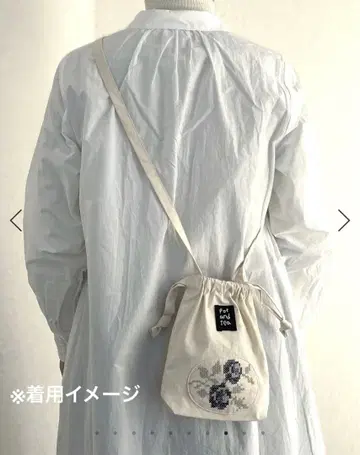 pot and tea 크로스 스티치 자수 미니백