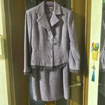 보라색 자켓 스커트 세트