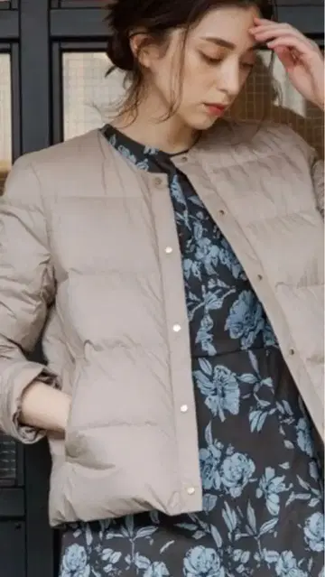 OPAQUE.CLIP 뮬러 다운 발수 노카라 자켓 L 베이지