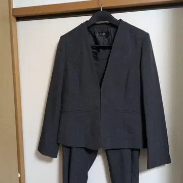 다크 그레이 워셔블 팬츠 수트 셋업