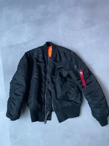 알파인더스트리 MA-1 플라이트 자켓 블랙