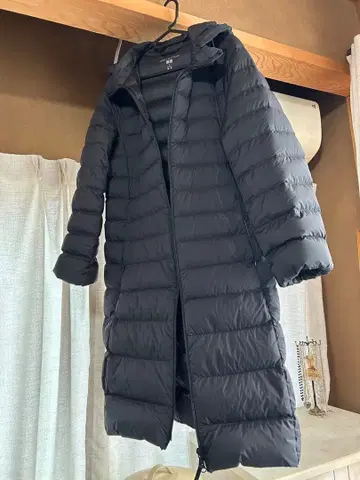 유니클로 블랙 롱 다운 자켓