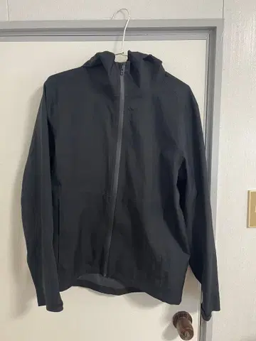 UNIQLO 블록테크 후드티 M 사이즈