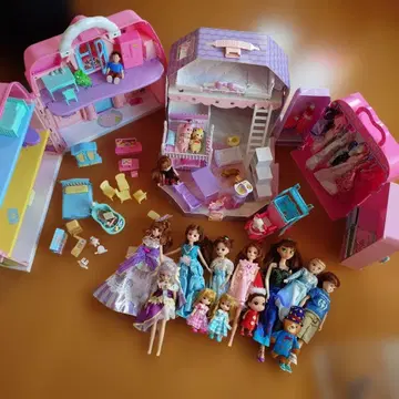 리카짱 인형 세트와 인형의 집