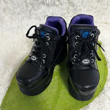 yosuke 요스케 22.5 통굽 레이스업 스니커즈 블랙 3E