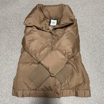 ikka 다운 자켓 M 사이즈