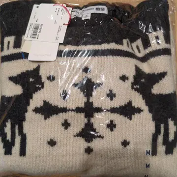 유니클로 x 이네스 콜라보 밤비 패턴 자카드 크루넥 스웨터 M 사이즈