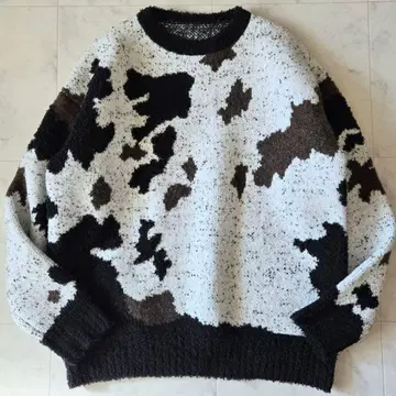 윔 가젯 cow 패턴 니트 스웨터 루즈핏 소 패턴 오버사이즈