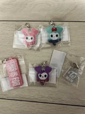 TWICE 팝업 아크릴 키링