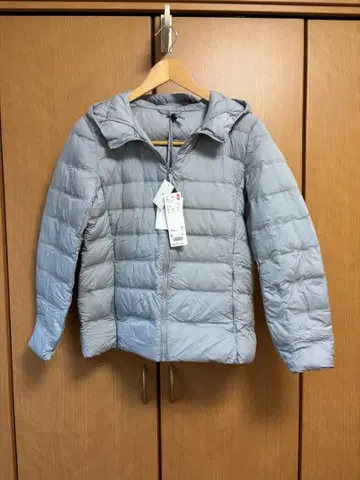 [ 택 포함 새상품 ] UNIQLO 다운 자켓