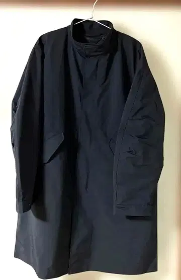 윈드프루프 2WAY 코트 (유니클로) L 사이즈 블랙
