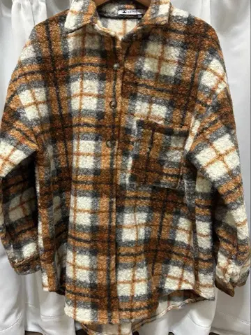 오버 사이즈 체크 무늬 부클레 셔츠 ABI TOKYO 보아 아우터