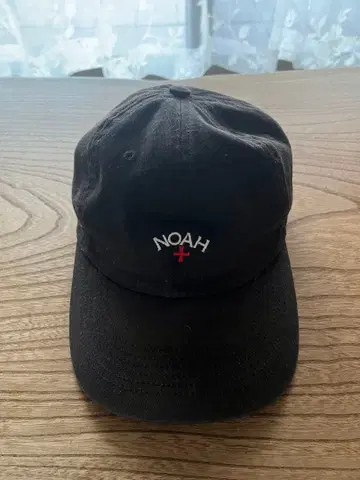 NOAH 캡 블랙 로고
