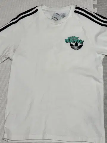 adidas x Disney 콜라보 롱T S 사이즈