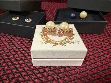 Maison de FLEUR (메종 드 풀르) 귀걸이 파우치