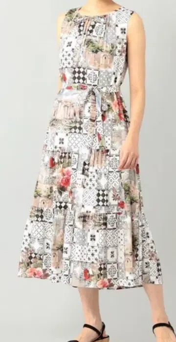 GRACE CONTINENTAL 타일 패턴 프린트 원피스