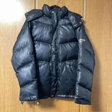 Reebok 블랙 다운 자켓