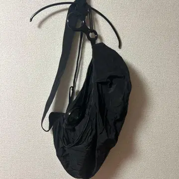 너트 엠퍼러 테크 백