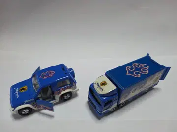 축구 일본 대표의 트럭과 SUV 세트