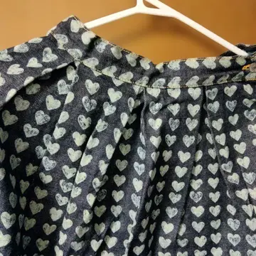 데님 하트 무늬 플레어 스커트