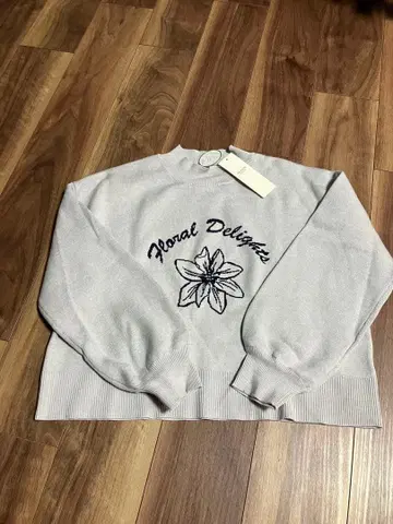 미사용 새상품 상의 스웨터 스카이블루 꽃