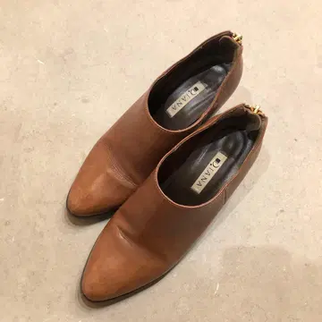 다이애나 숏부츠 카멜