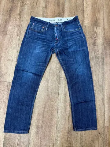 DENHAM 다크 블루 슬림 핏 데님