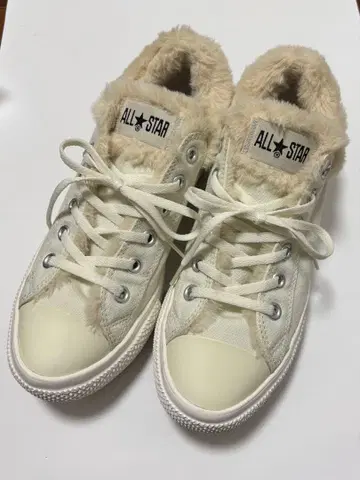ALL STAR Converse 스니커즈 화이트 퍼 포함