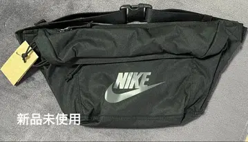 NIKE 미사용 새상품 테크 힙 팩 바디백 (블랙/10L)