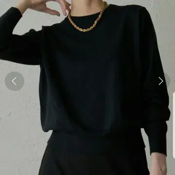 라운지 드레스 컴팩트 크루 니트 블랙