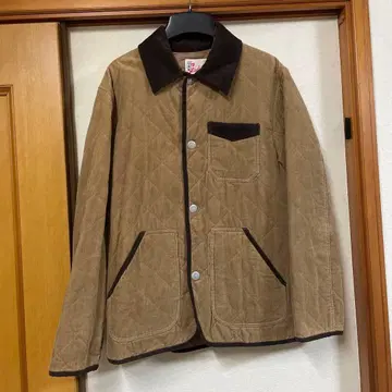 STUDIO D'ARTISAN (스튜디오 다치산) 퀼팅 자켓