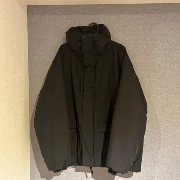 볼륨 넥 충전솜 자켓