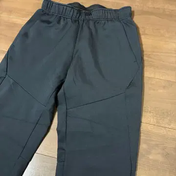 블랙 스웨트 팬츠 포켓 부착