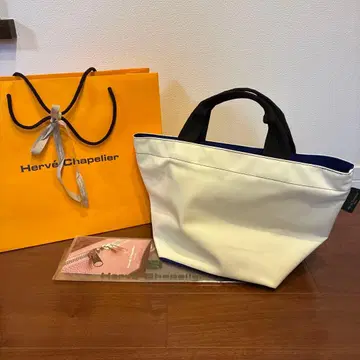 미사용 에르베샤 펠리에 토트백 1027N 블랑 앤디고