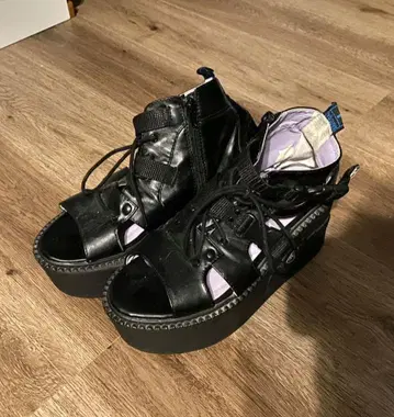 YOSUKE 통굽 샌들