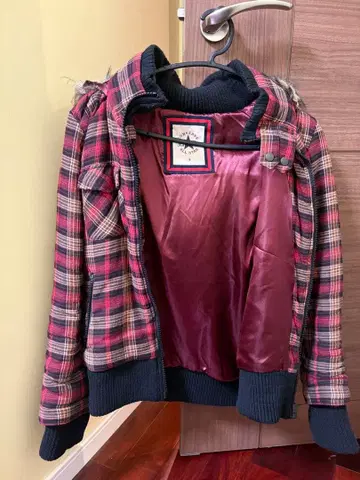 converse 체크 무늬 자켓 (퍼 포함)