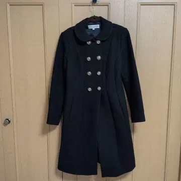 폴앤조 블랙 더블 버튼 코트 38