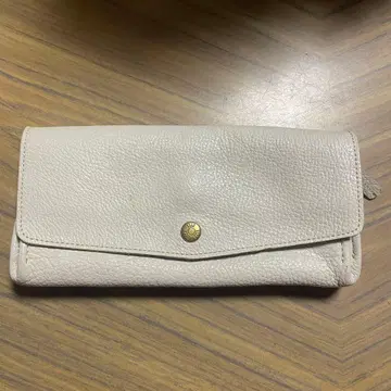 ELLE 화이트 가죽 장지갑