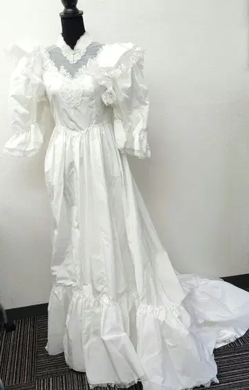 [ T ] 화이트 웨딩 드레스 다이애나 모델 A 라인