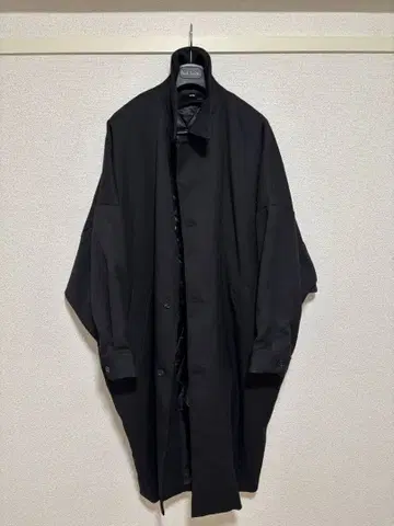 HARE 블랙 스텐카라 코트 M 사이즈